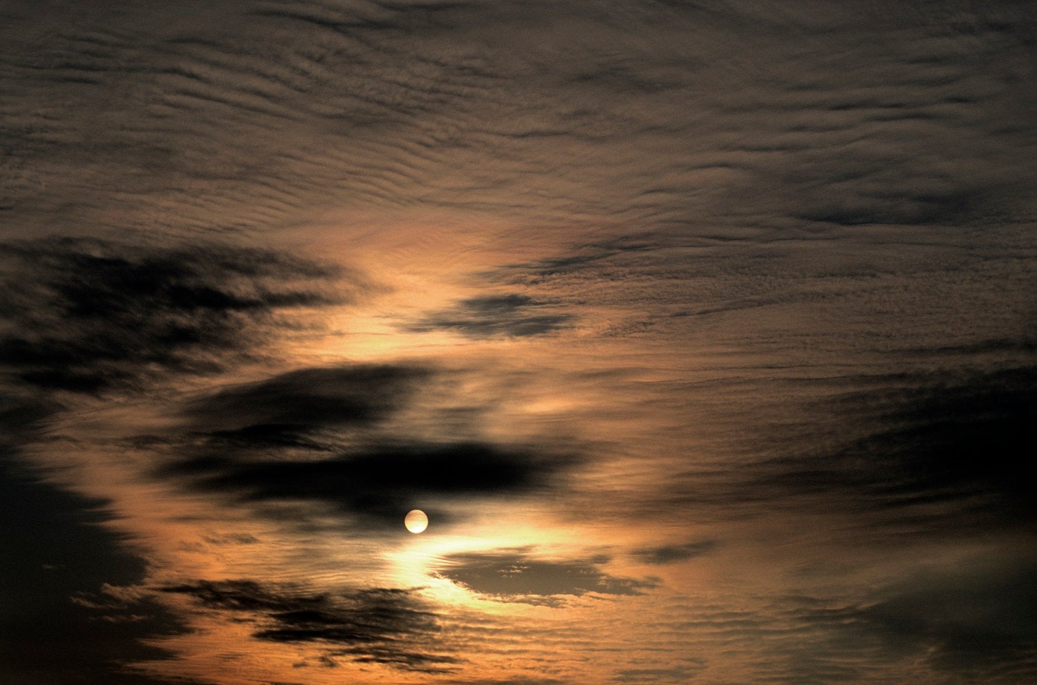 Altostratus a cirrocumulus typy mraků