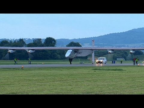 Solar Impulse 2 dokončuje miniaturu úvodního letu